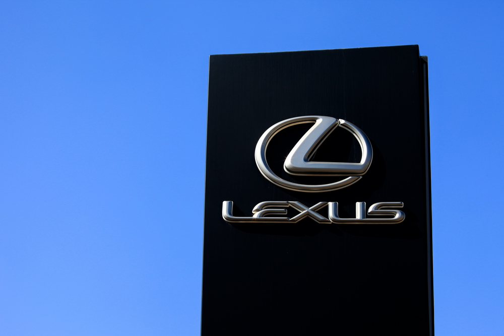 lexus dealership