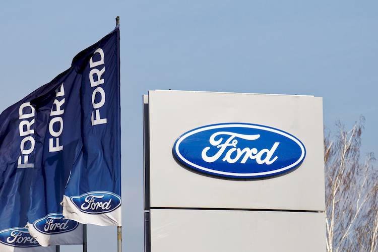 ford dealership