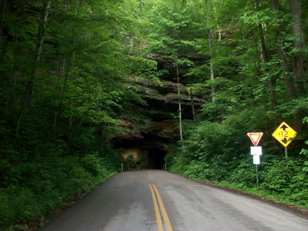 Red River & Nada Tunnel Kentucky