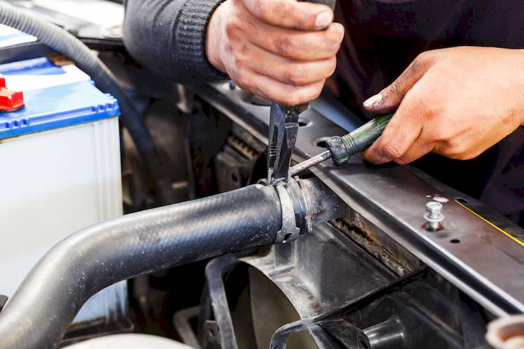 What Causes Hoses to Leak? | YourMechanic Advice